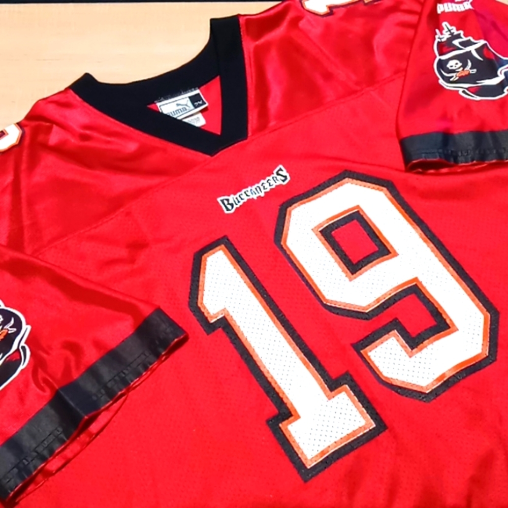 Vintage Puma "Buccaneers" Keshawn Johnson Replica Jersey
